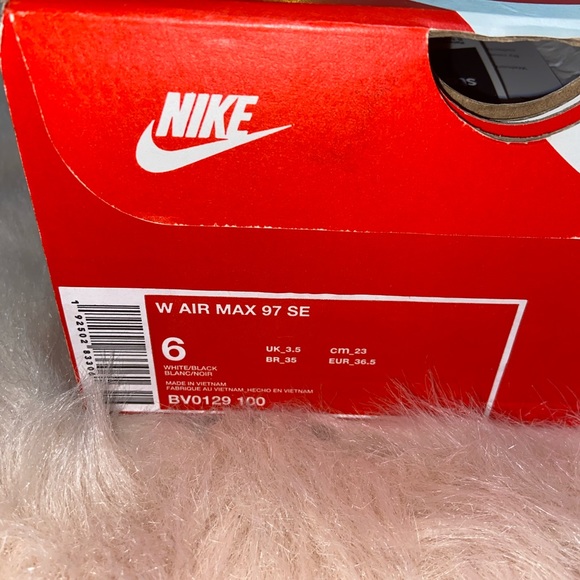 ⚡️⚡️❣️SOLD❣️⚡️⚡️White Floral AirMax 97 SE - Picture 4 of 5